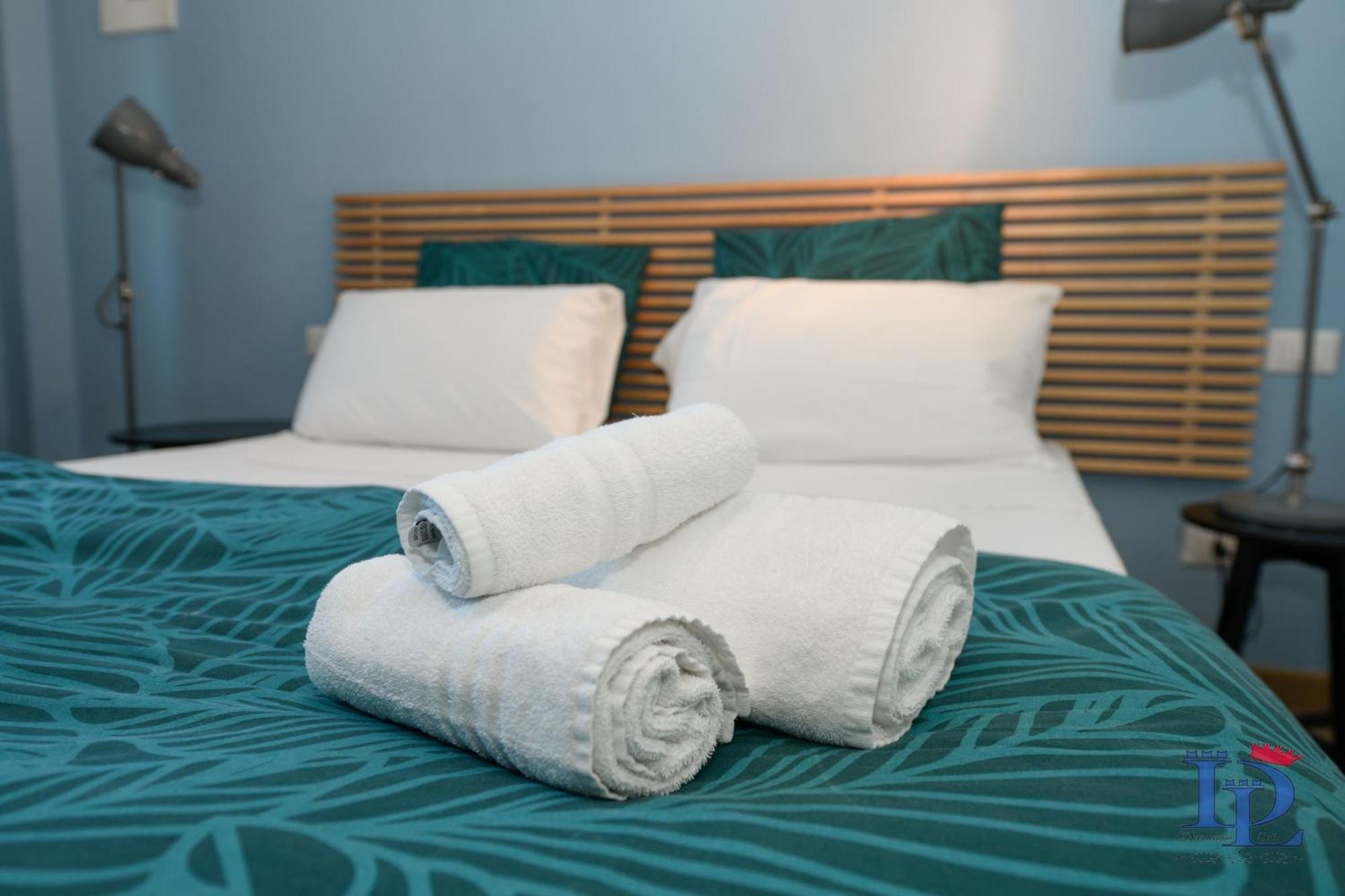 Desenzanoloft Official Partner Marriott Homes & Villas - Smiling In Desenzano Lake View Desenzano del Garda Bagian luar foto