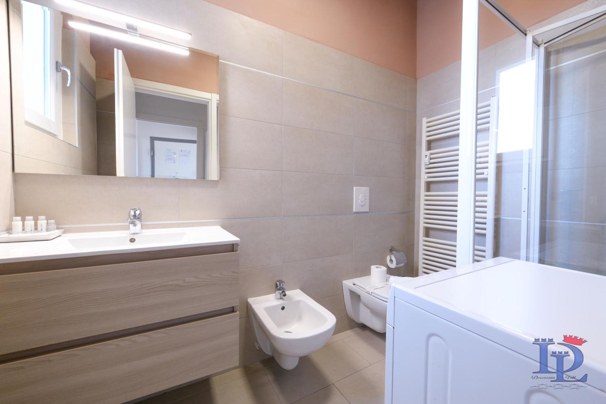 Desenzanoloft Official Partner Marriott Homes & Villas - Smiling In Desenzano Lake View Desenzano del Garda Bagian luar foto